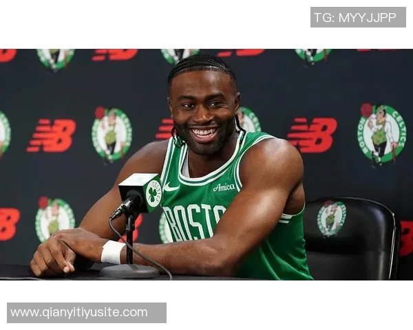 杰伦布朗回应冲突事件称斯图尔特是好人只是开玩笑而已 杰伦布朗回应冲突事件称斯图尔特是好人只是开玩笑而已