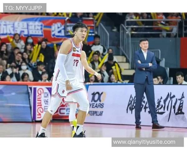 CBA自由球员新名单揭晓黄荣奇李安田宇恒卡米然引关注 CBA自由球员新名单揭晓黄荣奇李安田宇恒卡米然引关注