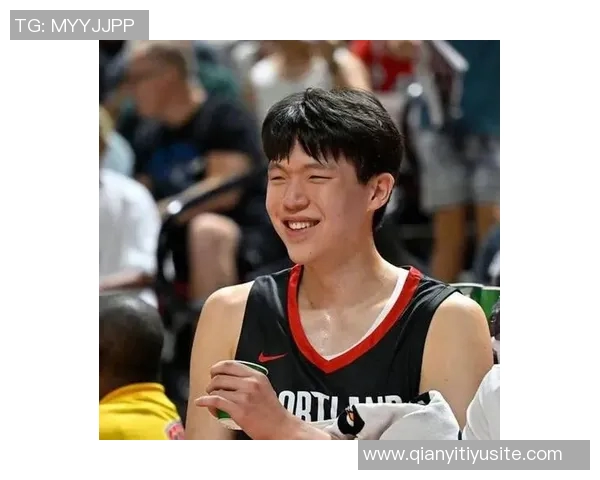 开拓者比赛回顾杨瀚森展现卓越纪律性与执行力的精彩表现